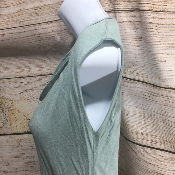 Ann Taylor Petite scalloped neck layered green SP - Picture 4 of 8